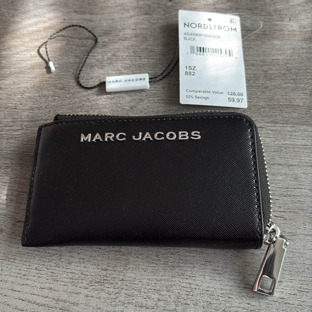 Marc Jacob’s Small Wallet Credit Card Holder with Key Chain